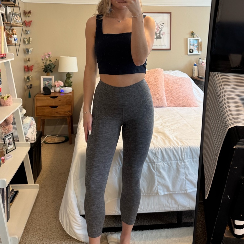 Lululemon Gray Leggings Align HR Crop 21” - Picture 3 of 6